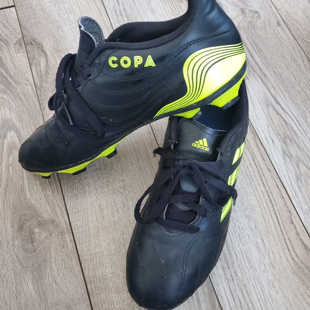 Adidas COPA soccer cleats  ⚽️